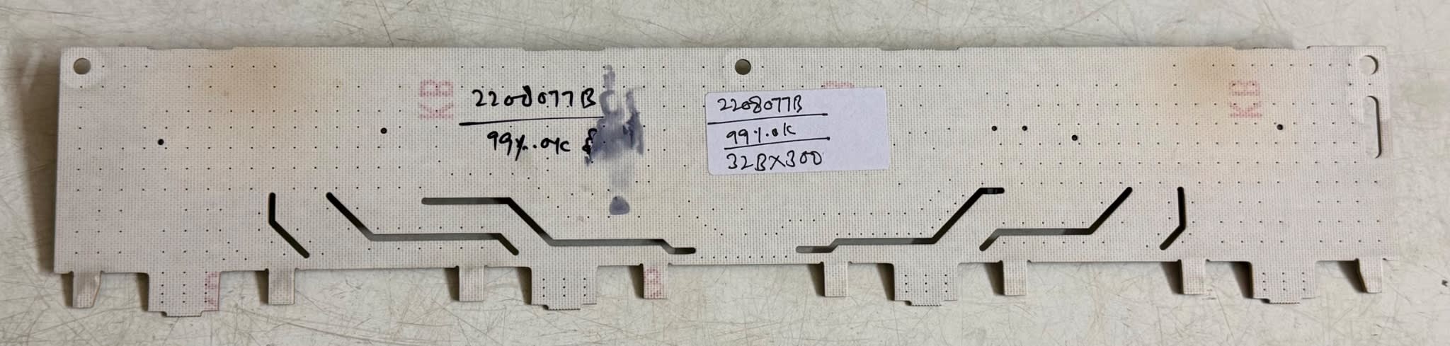 SONY 32BX300 — back
